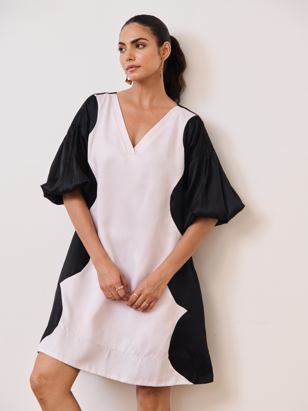 White & Black Cotton Satin V-Neck Short Party Dress